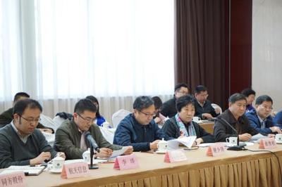 凝聚骨干力量 共謀信息系統(tǒng)集成服務(wù)發(fā)展新篇章——信息化和軟件服務(wù)業(yè)司參加大型骨干企業(yè)座談會(huì)側(cè)記